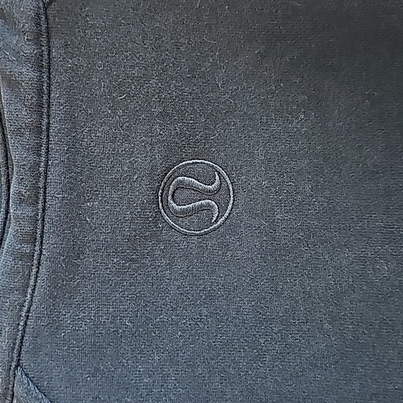 Excellent condition lululemon funnel-neck full zip sweater, teal, size 2 - Picture 8 of 8